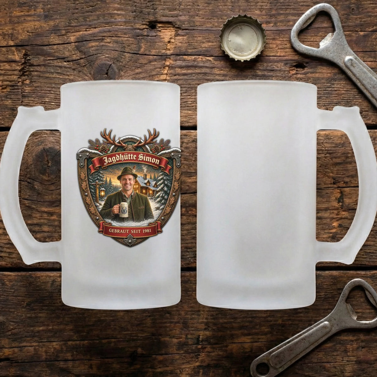 Weihnachtlicher Bierkrug im Jagd Design personalisiert – Detailansicht