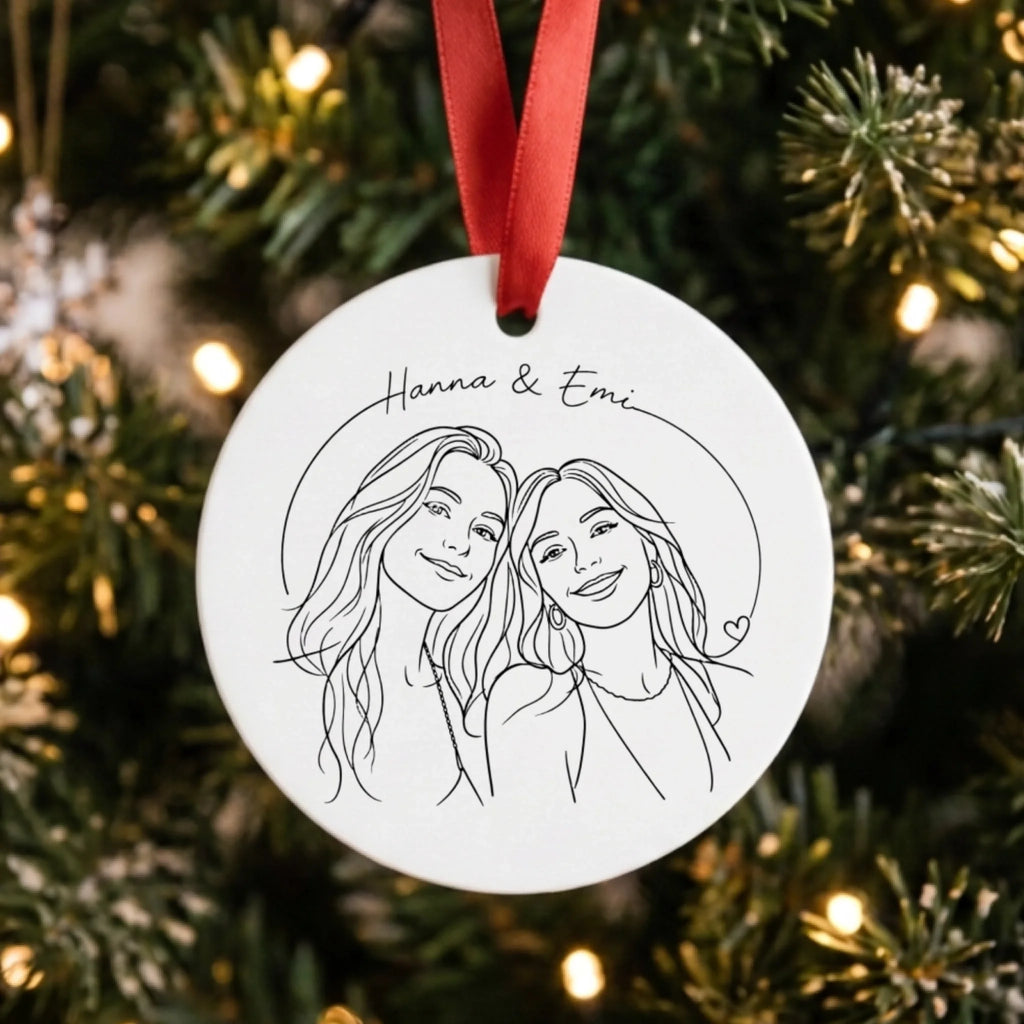 Personalisierter Weihnachtsbaumanhänger im Lineart Stil – Weihnachtsgeschenk